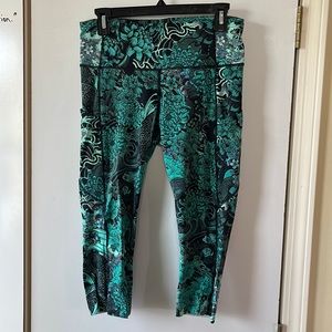 Lululemon cropped leggings